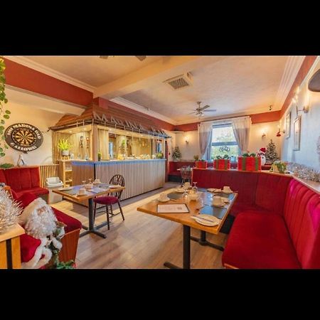 Neptunes Rest Guest Hotel Странрер Екстериор снимка